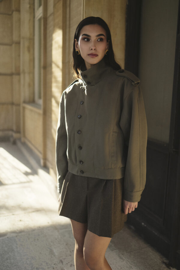 kurtka pudełkowa khaki Entelier